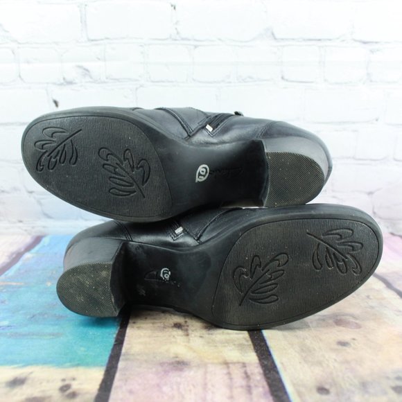 Clarks Black Leather Side Zip Low Ankle Heeled Booties Size 10 M - Picture 9 of 9